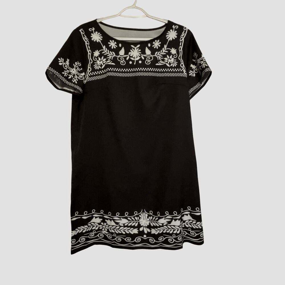 Shein black and white floral print midi dress sz. M
